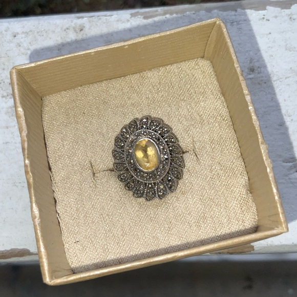 Vintage 925 Sterling Silver Oval-Shaped Citrine Gemstone Ring w/ Marcasite Sz 6 - Picture 9 of 16